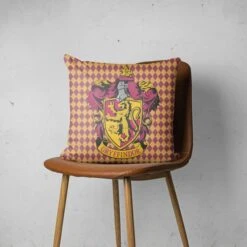 Harry Potter Gryffindor Square Cushion -Fashion Clothing Shop 13813843 8334955017573113