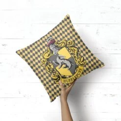Harry Potter Hufflepuff Square Cushion 8 Harry Potter Hufflepuff Square Cushion -Fashion Clothing Shop 13813851 1634955017706091